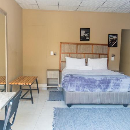 Ondangwa Rest Camp Exterior foto